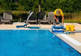 Guide complet : remise en route de la piscine après l'hivernage